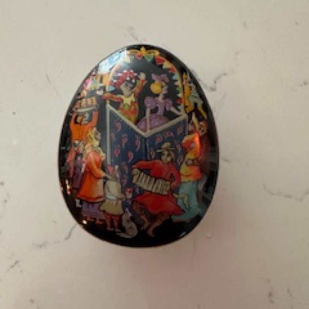 1988 Franklin Mint Petrouchka Hand Painted 24 Karat Gold Music Trinket Box